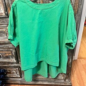 Umgee Vibrant Green Short Sleeve Top